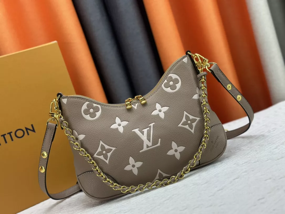 louis vuitton aaa qualite mini sac a main pour femme s_12705ba